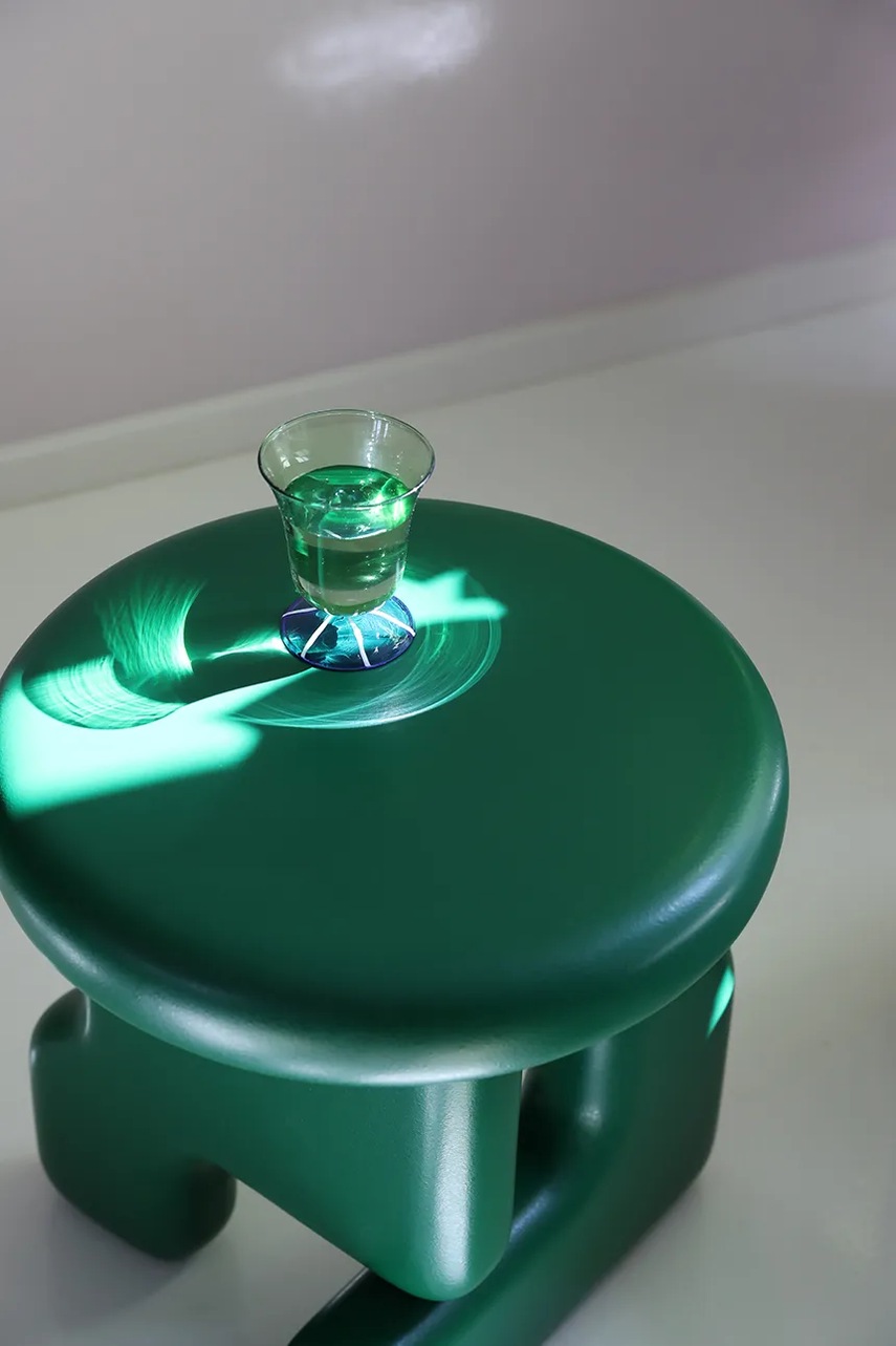 Τραπέζι &k amsterdam Plot Green χρώμα: πολύχρωμο φωτογραφία