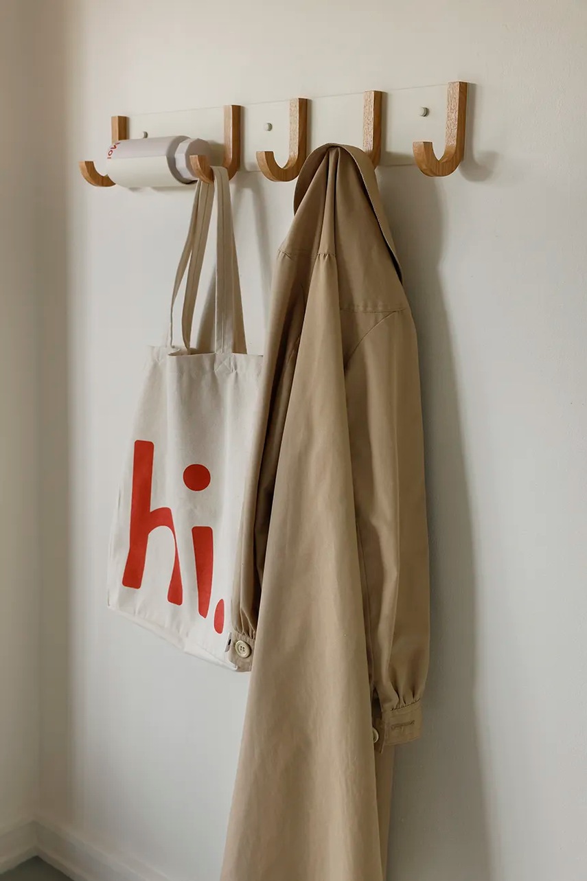 Κρεμάστρα τοίχου Design Letters Jay χρώμα: πολύχρωμο φωτογραφία