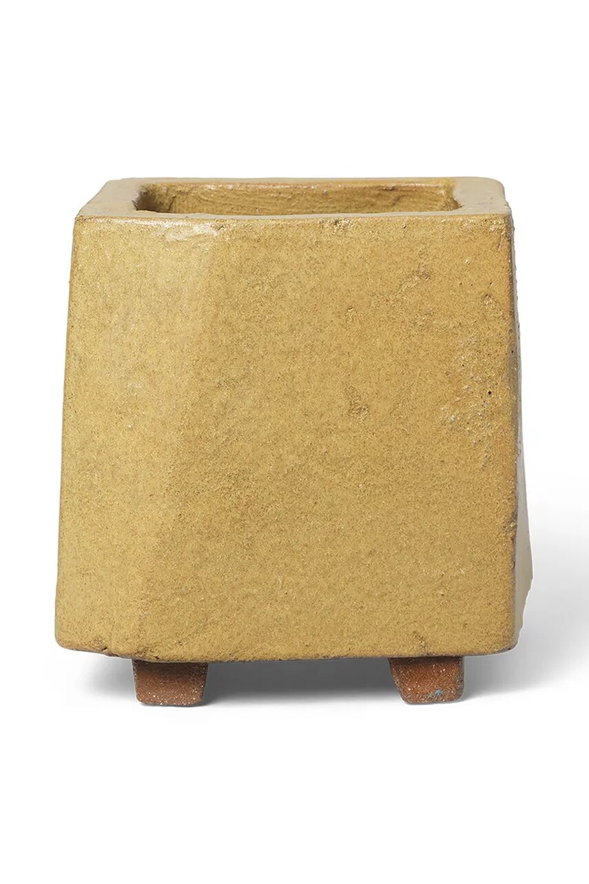 Levně Květináč ferm LIVING 16 cm žlutá barva
