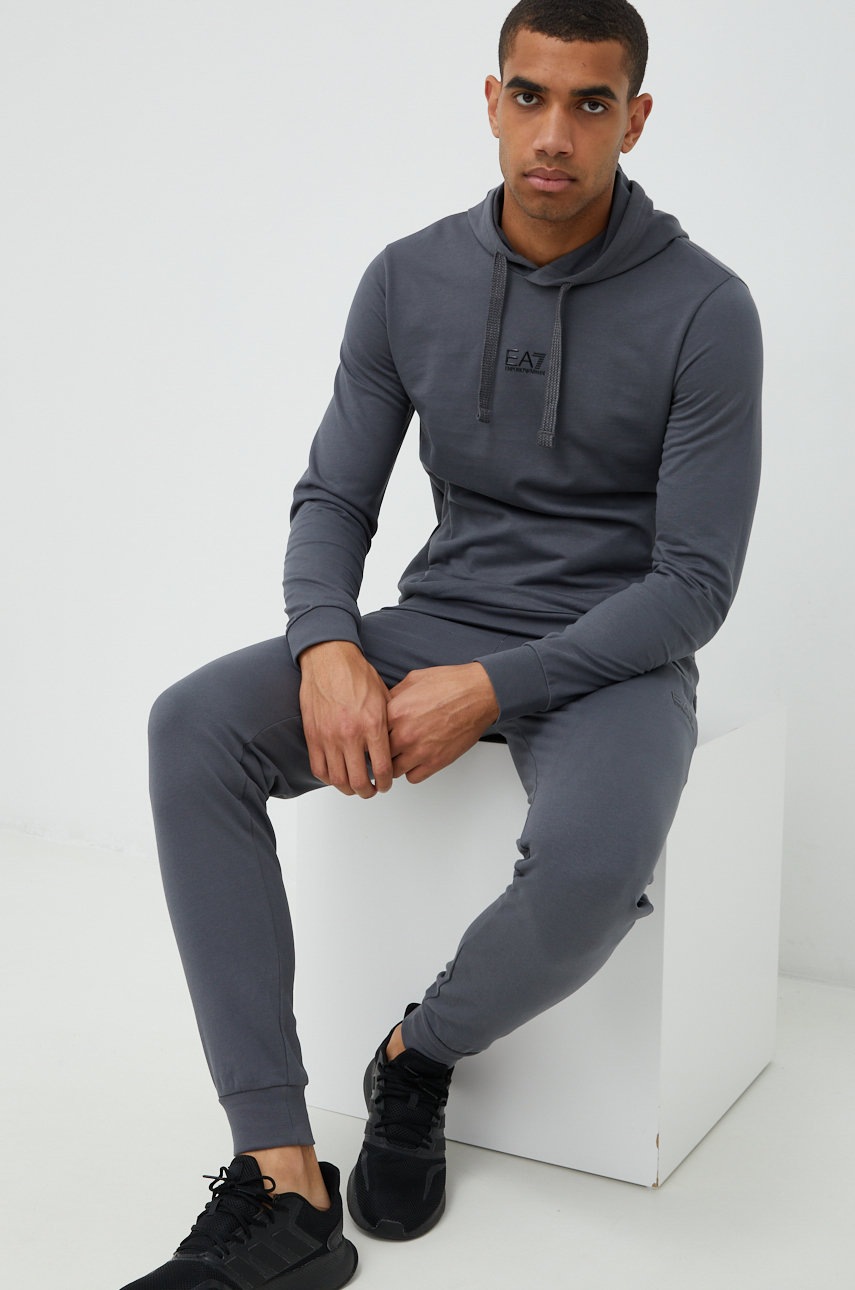

Памучен анцуг EA7 Emporio Armani мъжки в сиво, Сив