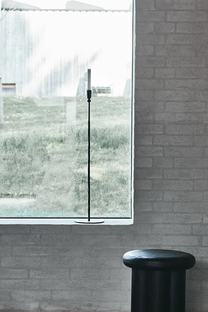 Dekorativní svícen House Doctor HDTrivo 70 cm