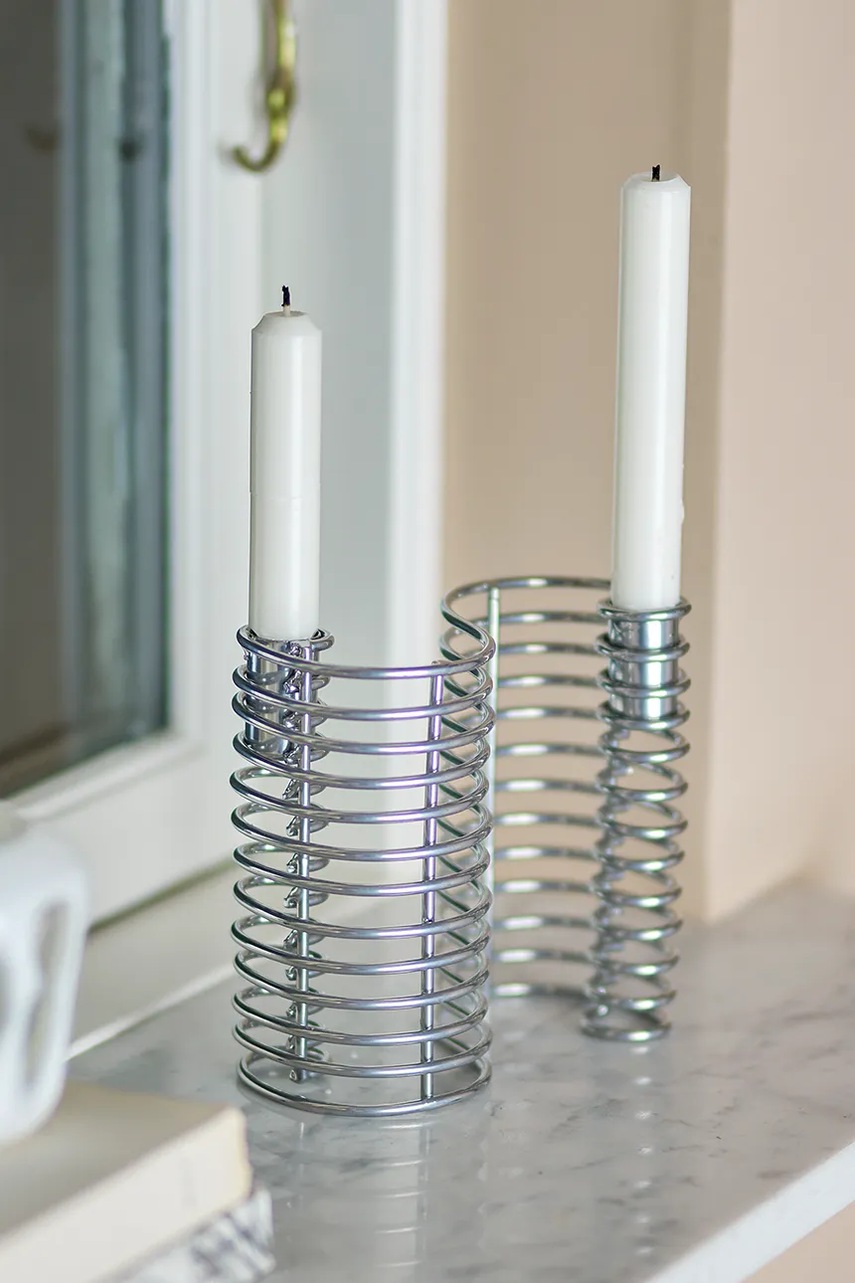 Διακοσμητικό κηροπήγιο Bloomingville Wavela 15,5 x 14,5 x 7,5 cm φωτογραφία