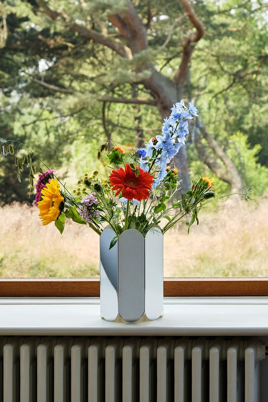 Dekorativní váza HAY Arcs 25 x 17 x 17 cm (obrázek 6)