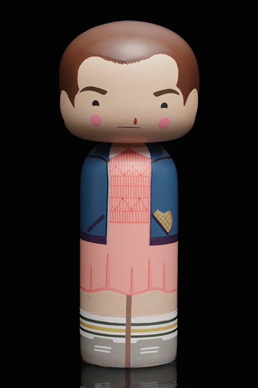 Διακοσμητική φιγούρα Lucie Kaas Kokeshi x Stranger Things 14,5 cm φωτογραφία