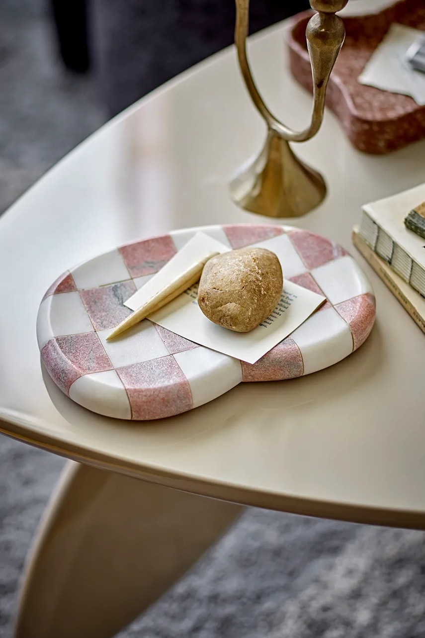 Διακοσμητικός δίσκος Bloomingville Petrea 22 x 14,5 cm φωτογραφία