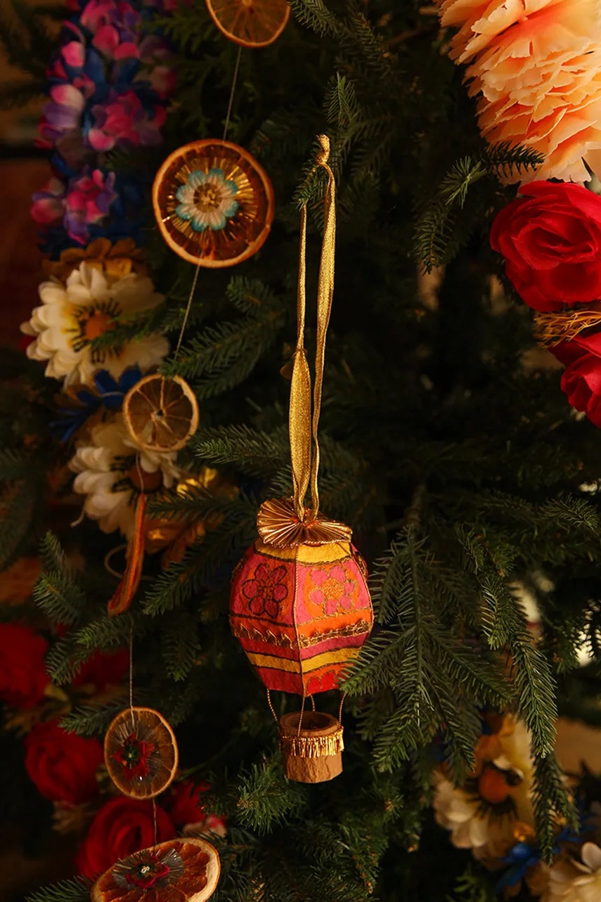 Χριστουγεννιάτικη διακόσμηση Doing Goods Hari Hot Air Balloon φωτογραφία