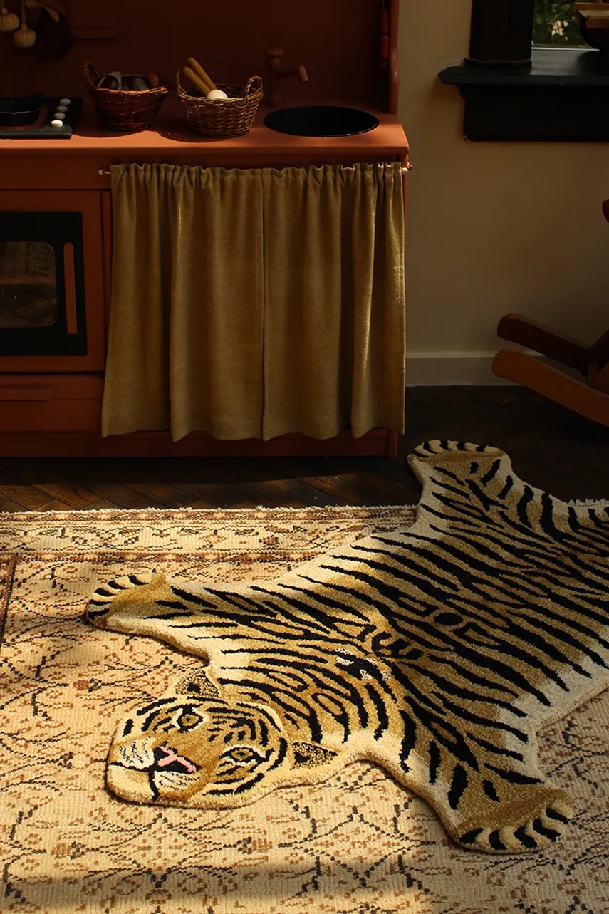 Μάλλινο χαλί Doing Goods Drowsy Tiger 150 x 90 x 2 cm φωτογραφία