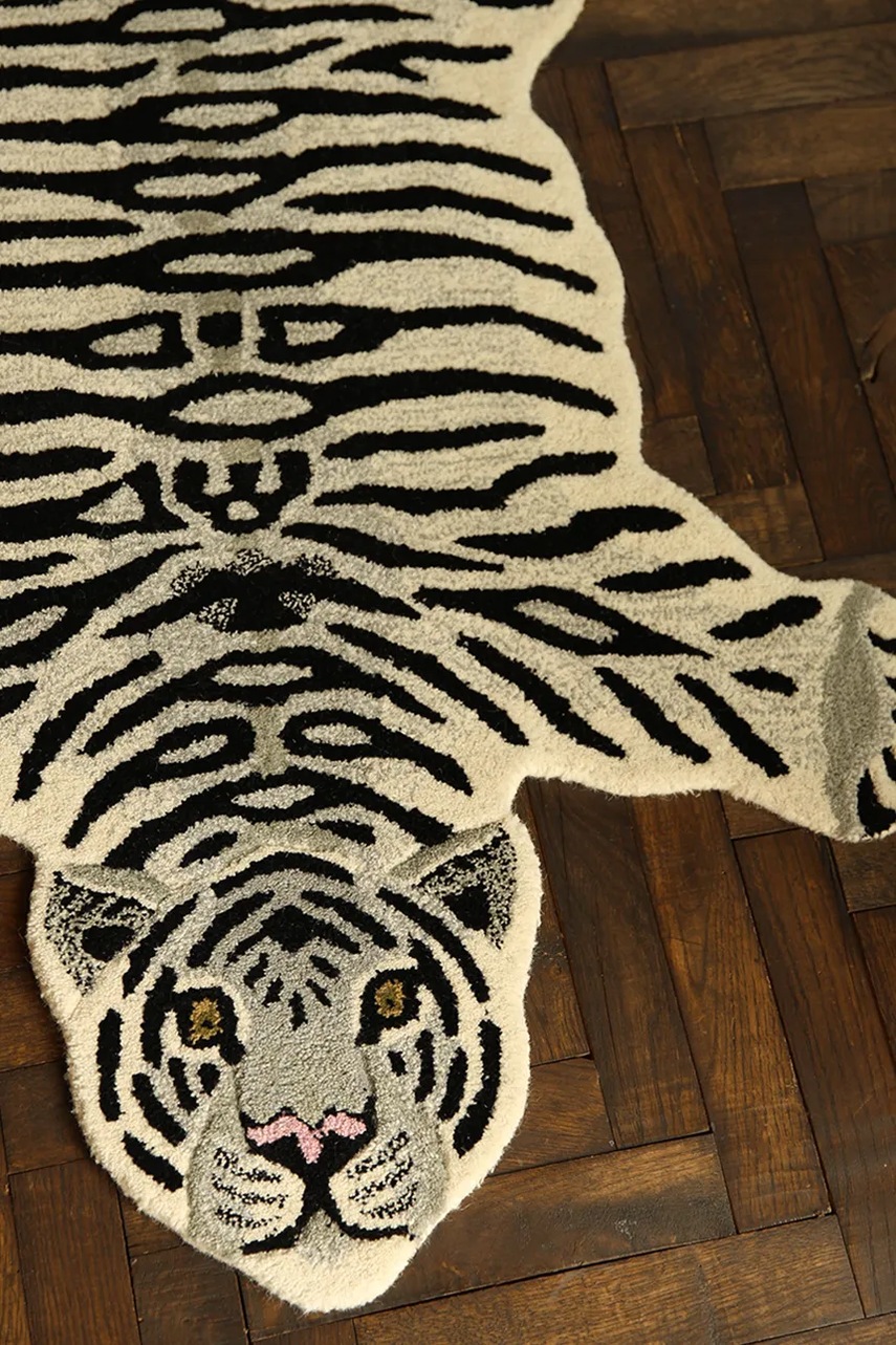 Μάλλινο χαλί Doing Goods Snowy Tiger 150 x 90 x 2 cm φωτογραφία
