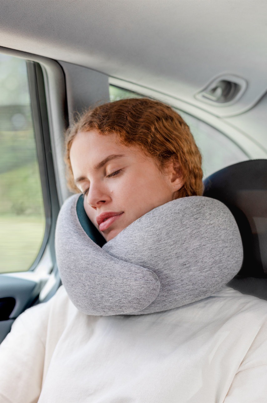 Μαξιλάρι κάτω από το λαιμό Ostrichpillow Go φωτογραφία