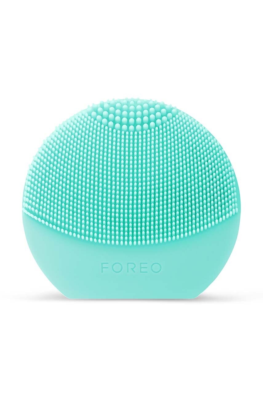 FOREO masaj facial și perie de curățare LUNA™ Play Plus 2 FOREO masaj facial și perie de curățare LUNA™ Play Plus 2