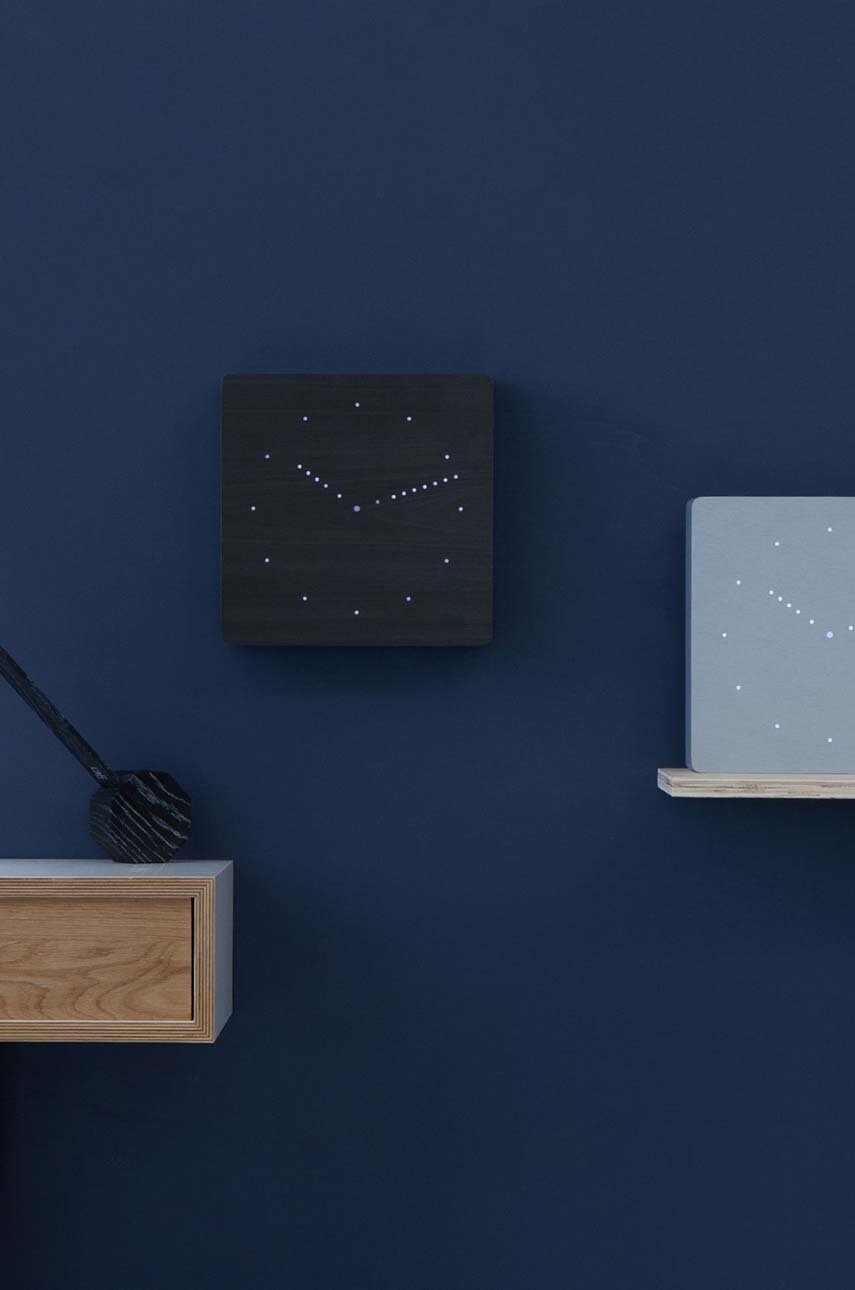 Nástěnné hodiny Gingko Design Click Clock