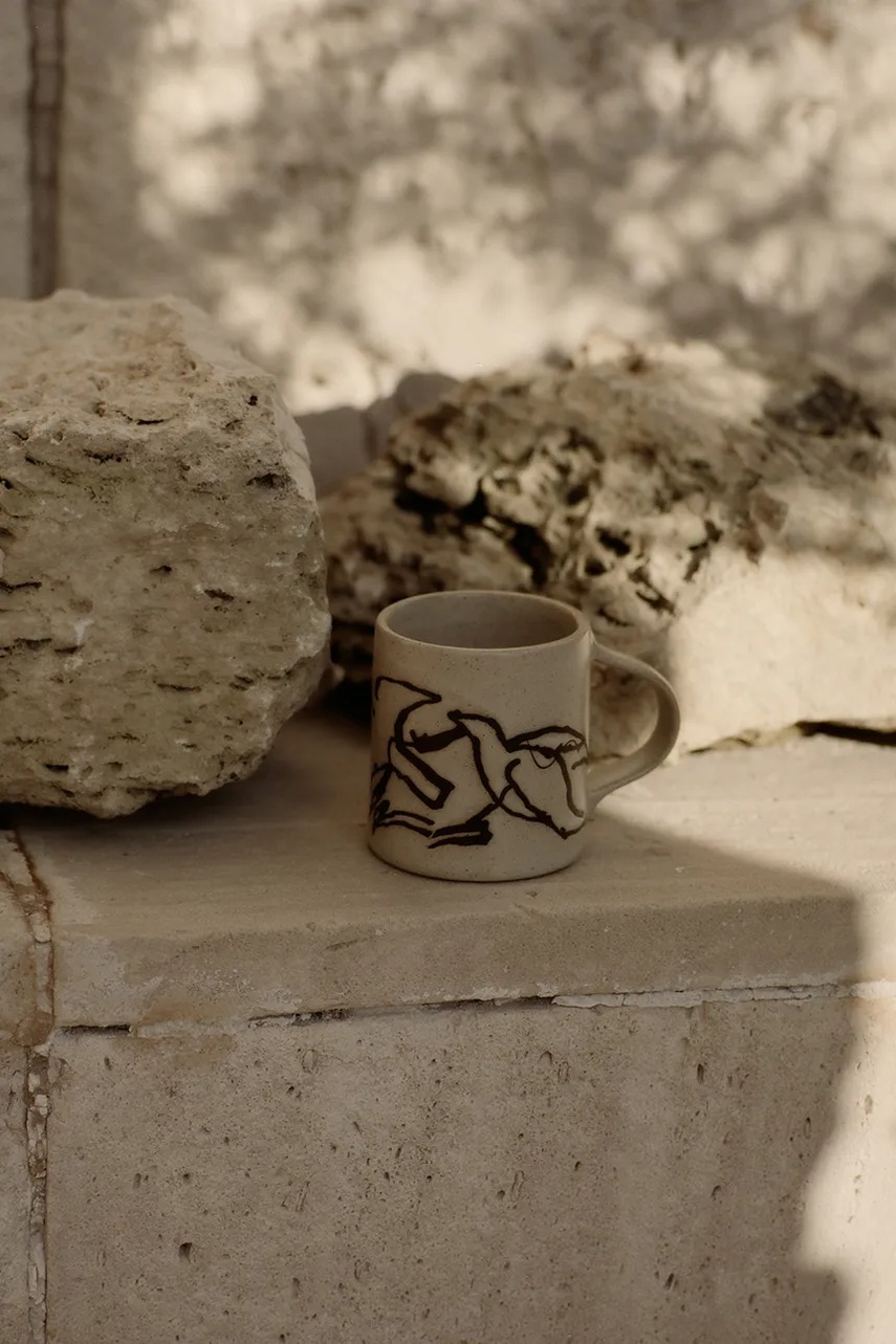 Чашка ferm LIVING Vuelo Mug 300 ml цвет бежевый