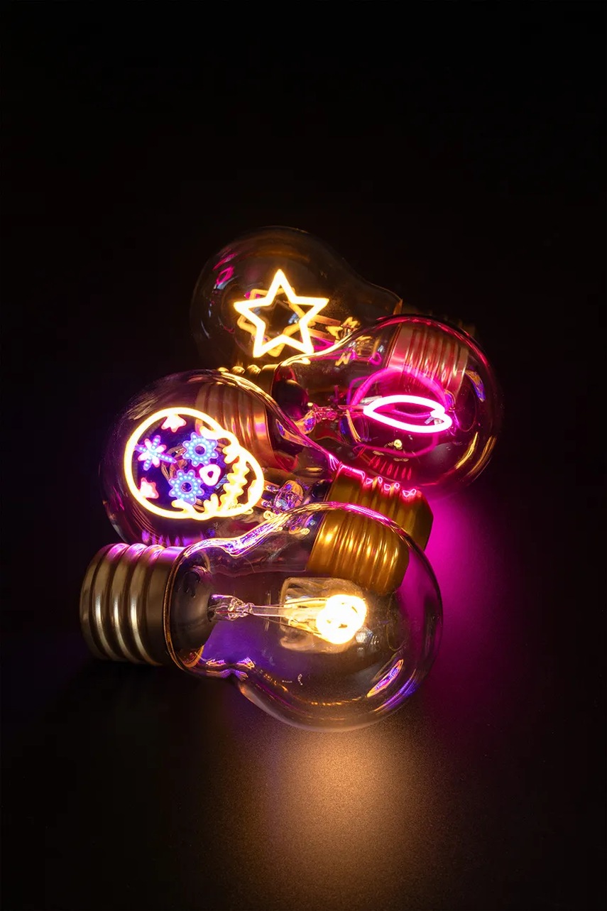 Ασύρματο φωτιστικό led Luckies of London Skull Cordless Lightbulb χρώμα: πολύχρωμο φωτογραφία