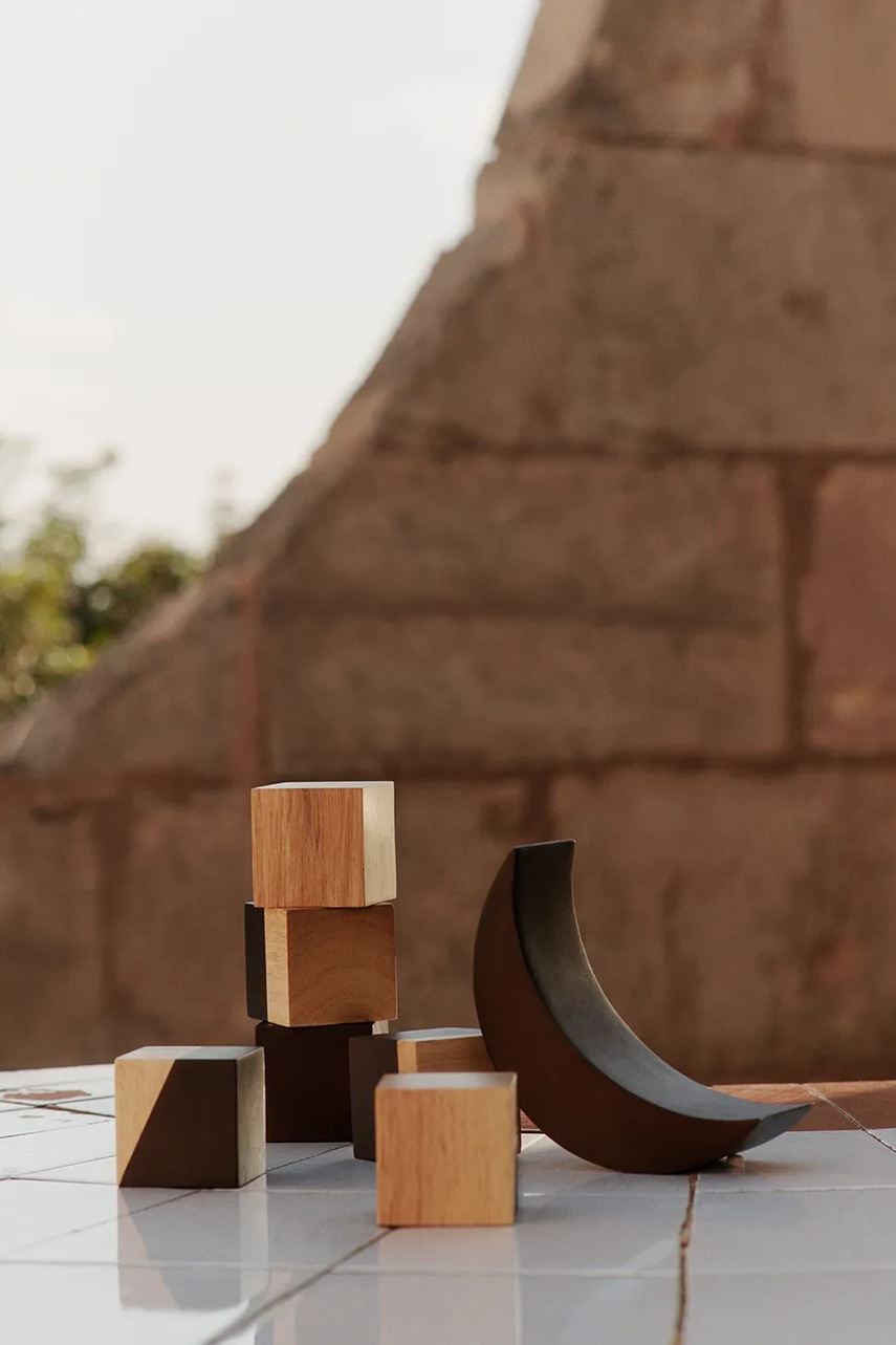 Μπλοκ για παιδιά ferm LIVING χρώμα: καφέ φωτογραφία