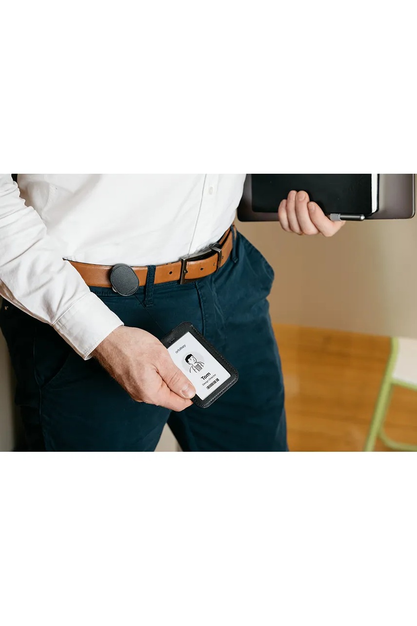Θήκη κάρτας ταυτότητας με κορδόνι Orbitkey Card Holder 56 cm χρώμα: μαύρο φωτογραφία