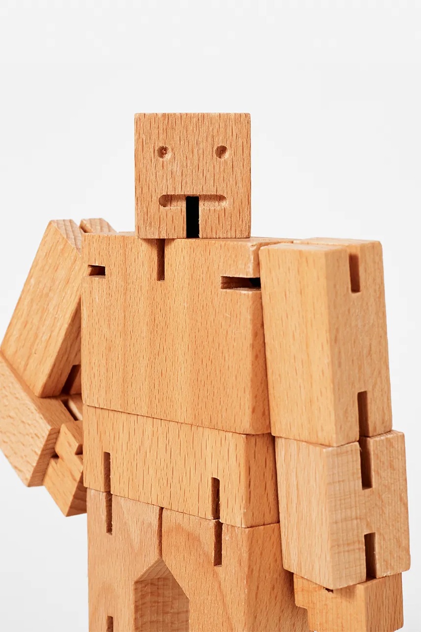 Διακοσμητική φιγούρα Areaware Cubebot M 34 x 24 cm χρώμα: μπεζ φωτογραφία