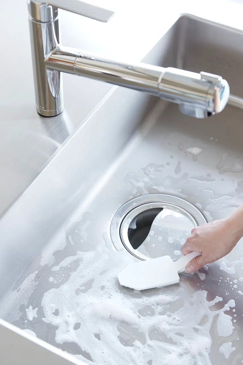 Βούρτσα πιάτων Yamazaki Tower χρώμα: άσπρο φωτογραφία