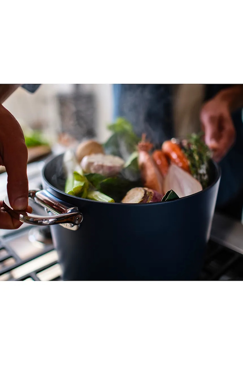 Hrnec s pokličkou Joseph Joseph Space