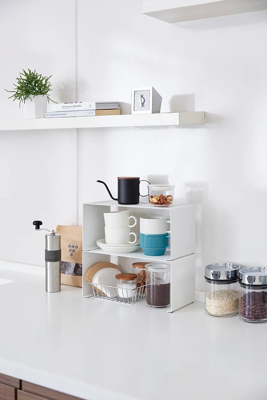 Kuchyňská police Yamazaki Tower