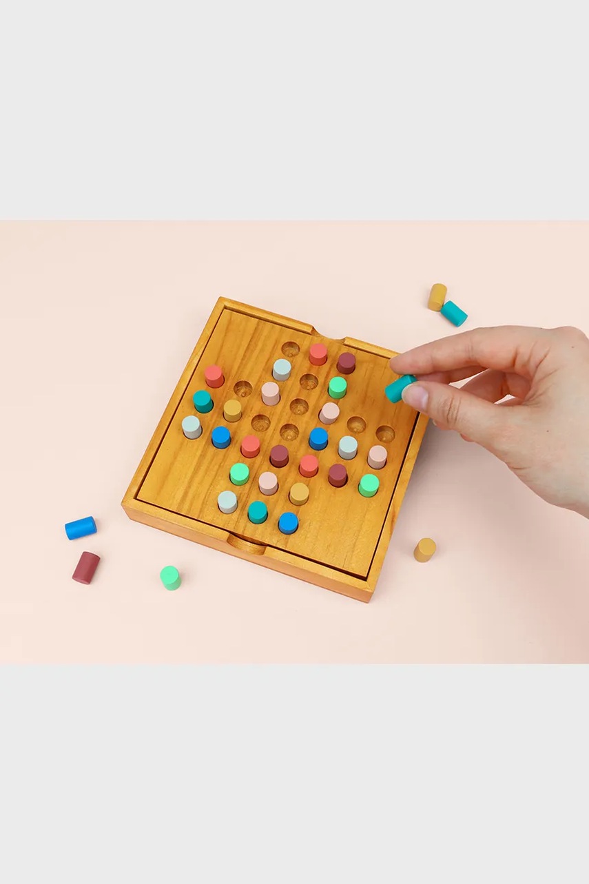 Επιτραπέζιο παιχνίδι Luckies of London Colour Solitaire 14,2 x 1,9 x 14,1 cm φωτογραφία