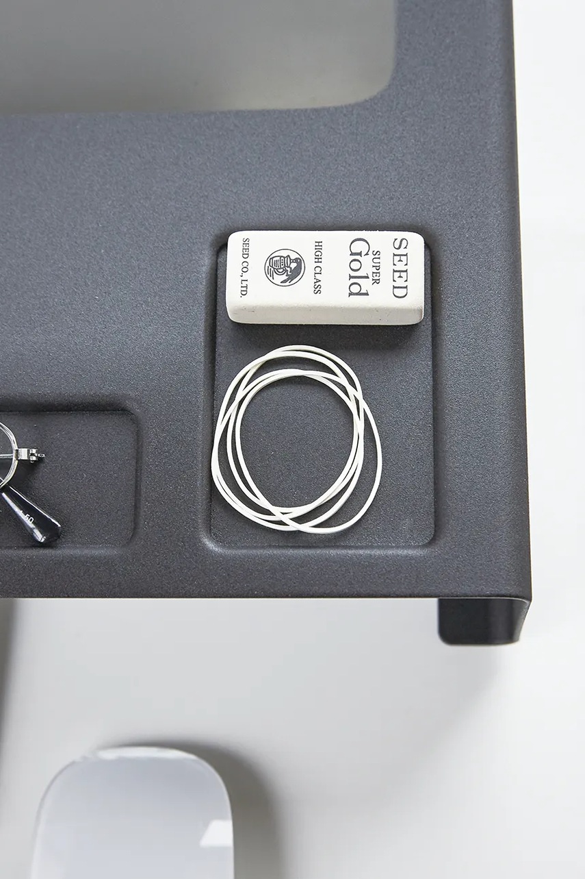 Βάση οθόνης Yamazaki Tower χρώμα: μαύρο φωτογραφία