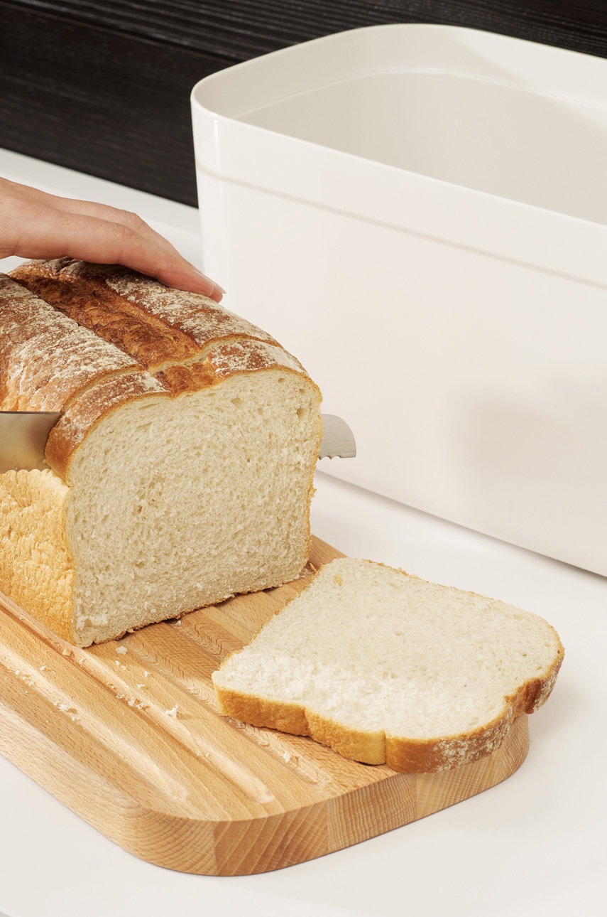 Chlebník s prkénkem Joseph Joseph (obrázek 3)