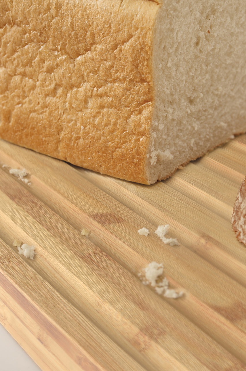 Chlebník s prkénkem Joseph Joseph (obrázek 4)