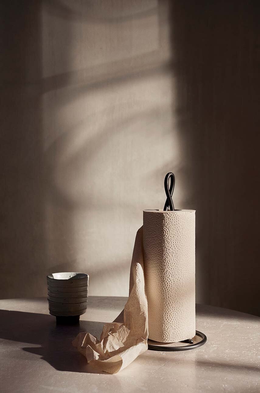 ferm LIVING papírtörülközőtartó Curvature termék 2. képe