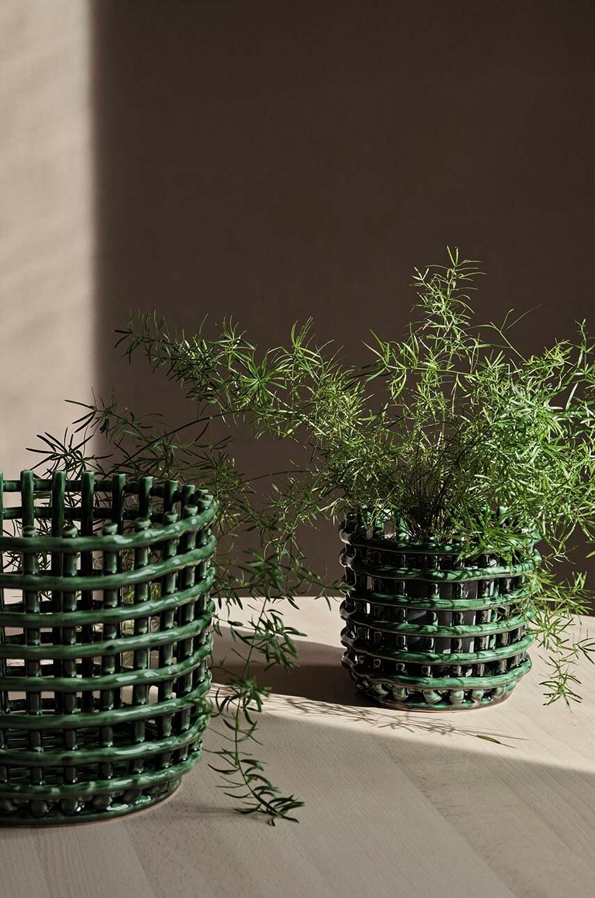 Διακοσμητικό καλάθι ferm LIVING Ceramic Basket S φωτογραφία
