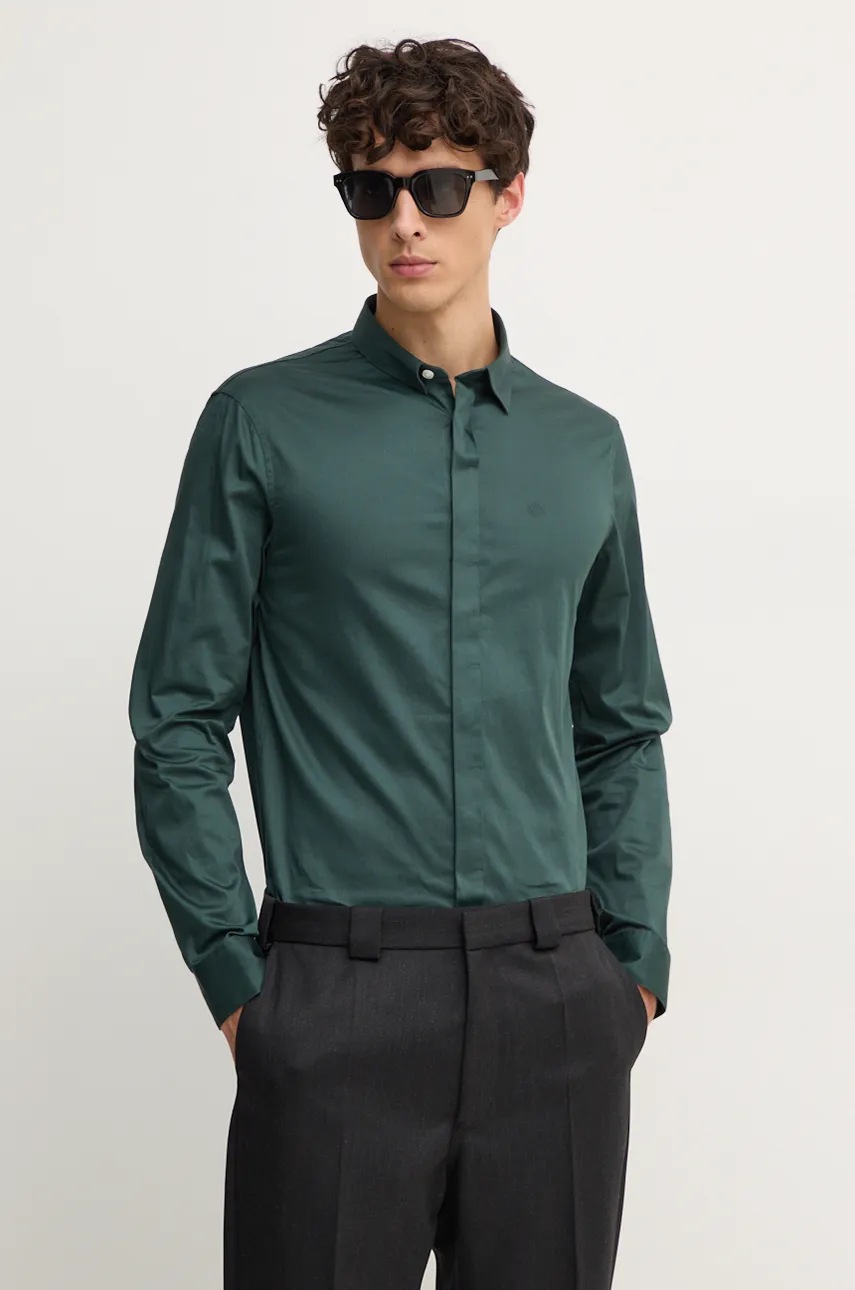 

Риза Armani Exchange мъжка в зелено с кройка по тялото с класическа яка, Зелен