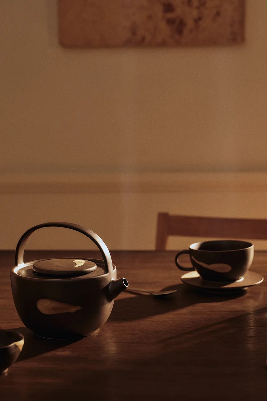 Ferm Living Κανάτα για τσάι από κεραμικό 15,5 x 17,5 x 15 cm φωτογραφία