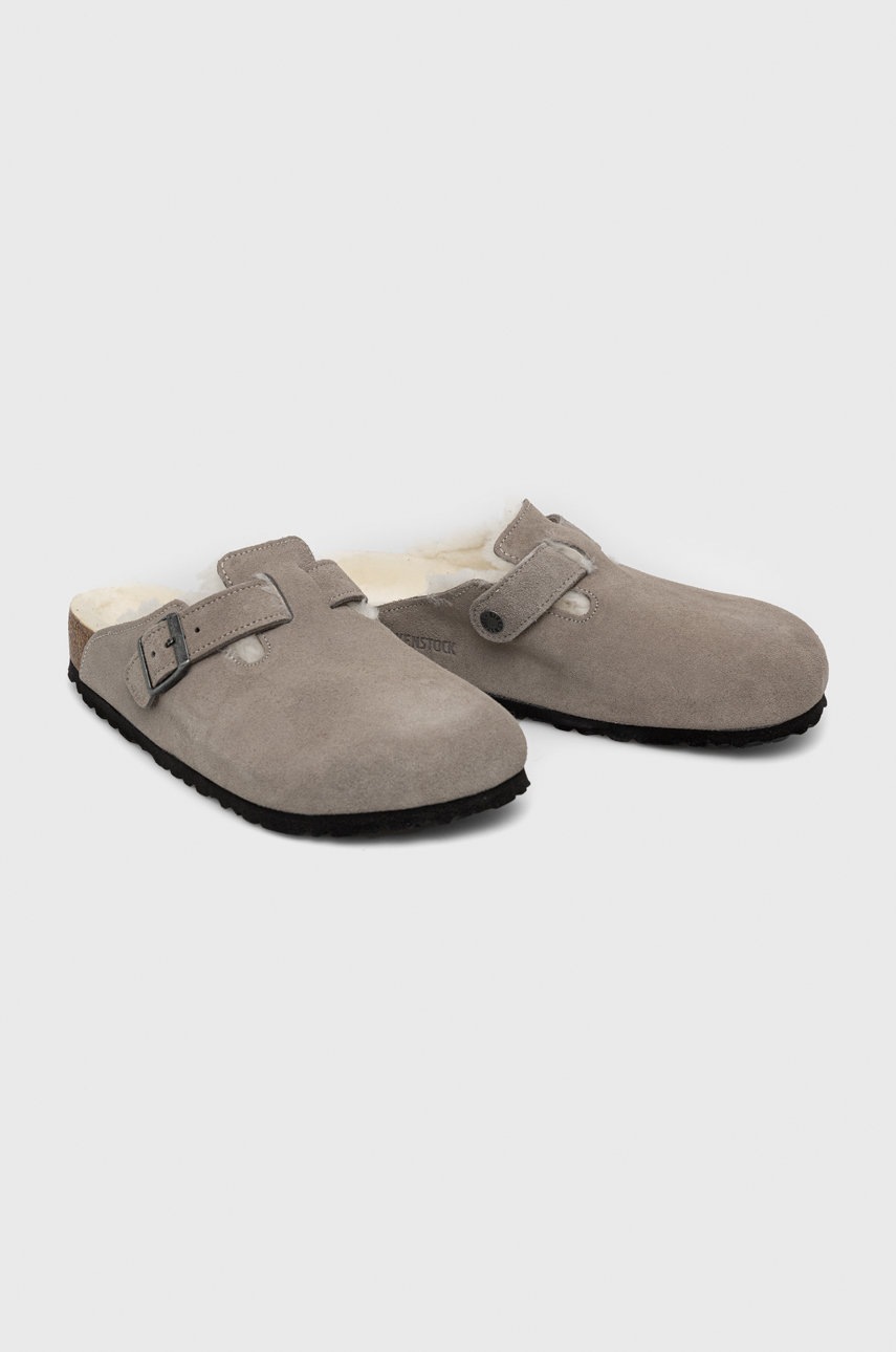 

Замшеві тапочки Birkenstock Boston Shearling колір сірий Regular Width