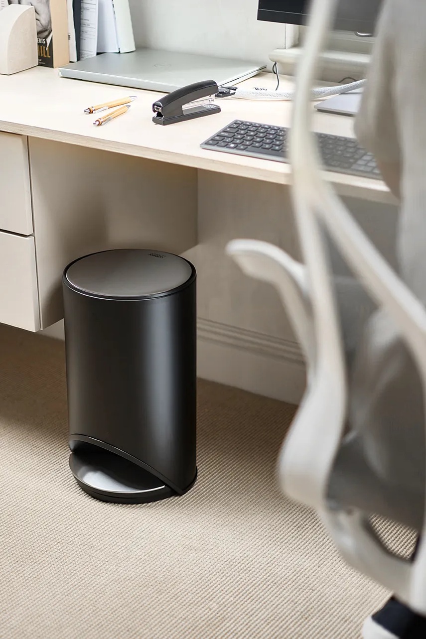 Κάδος σκουπιδιών Joseph Joseph Arc™ 10 L χρώμα: μαύρο φωτογραφία