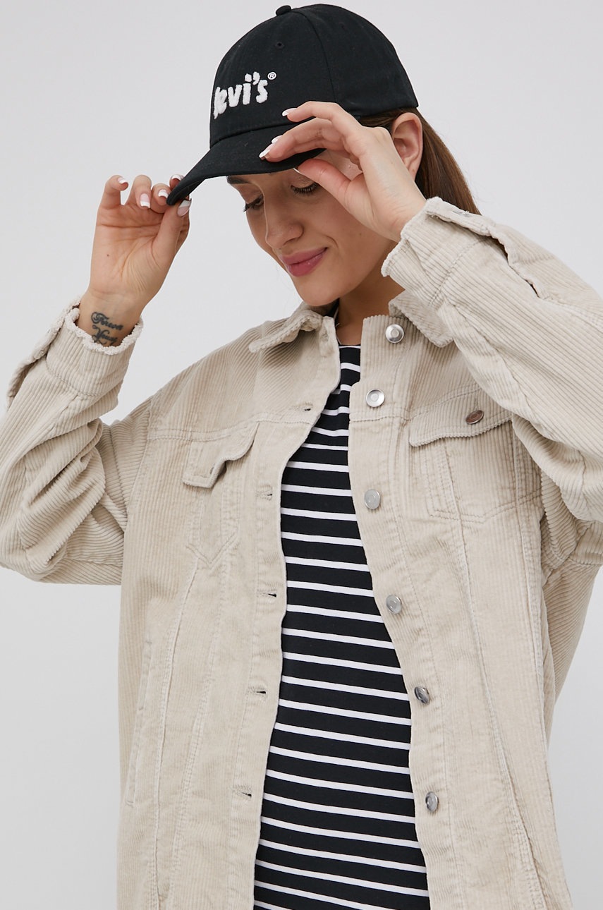 

Вельветовая куртка Only цвет бежевый переходная oversize