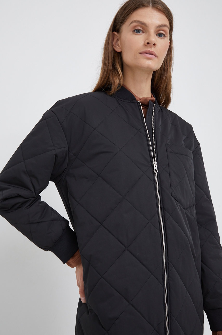 

Яке Vero Moda в черно с преходна изолация, Черен