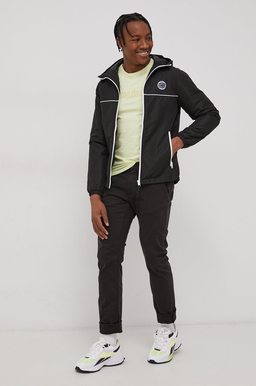 

Куртка Jack & Jones чоловіча колір чорний перехідна