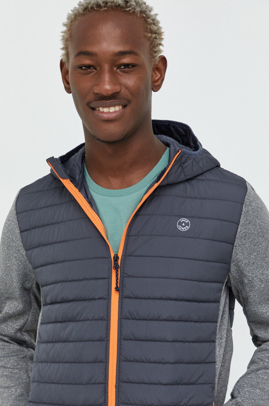 

Яке Jack & Jones в сиво с преходна изолация, Сив