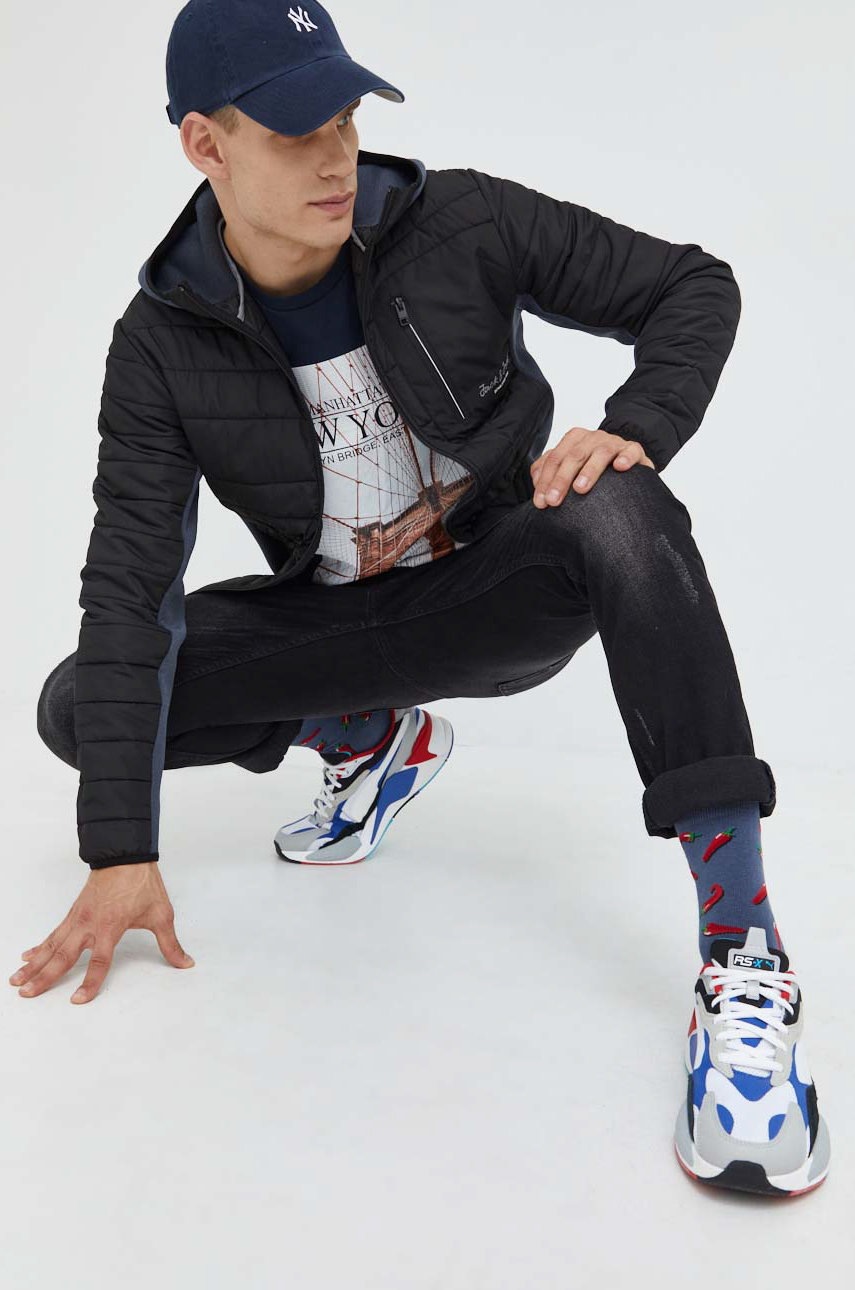 

Куртка Jack & Jones Jcoberg чоловіча колір чорний перехідна