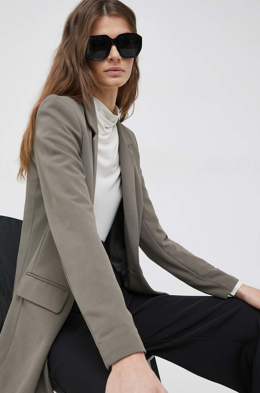 Vero moda sacou culoarea verde, oversize, neted