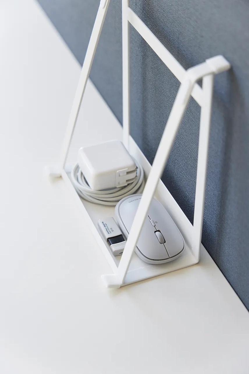 Βάση laptop Yamazaki χρώμα: άσπρο φωτογραφία