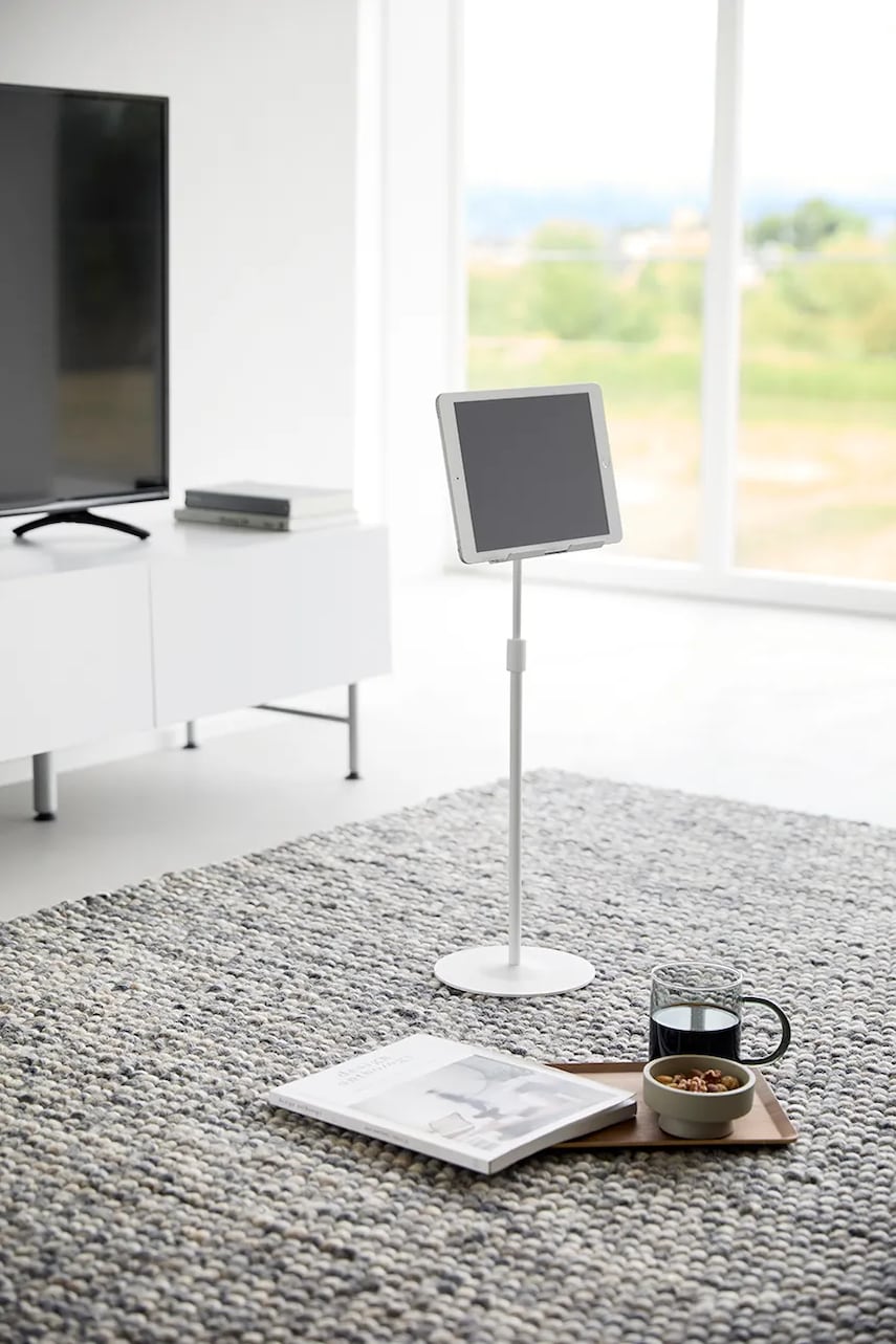 Регулируемая подставка для планшета Yamazaki Smart 40,8-65,8 cm цвет белый Регулируемая подставка для планшета Yamazaki Smart 40,8-65,8 cm цвет белый
