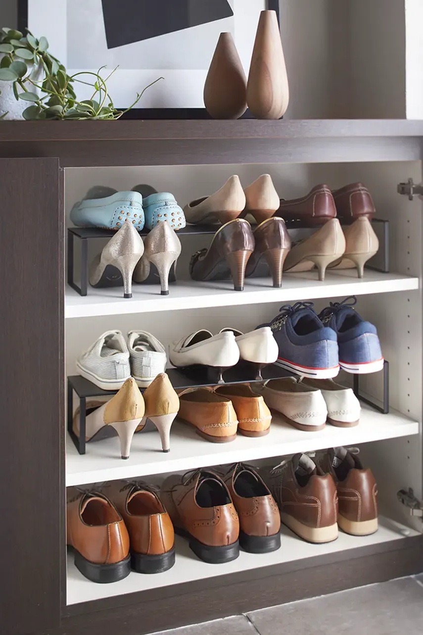 Πτυσσόμενο ράφι παπουτσιών Yamazaki Frame χρώμα: μαύρο φωτογραφία