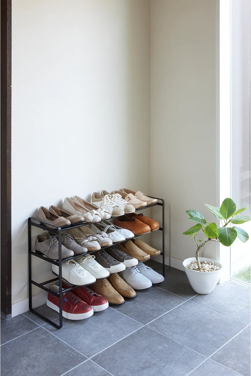 Πτυσσόμενο ράφι παπουτσιών Yamazaki Frame χρώμα: μαύρο φωτογραφία