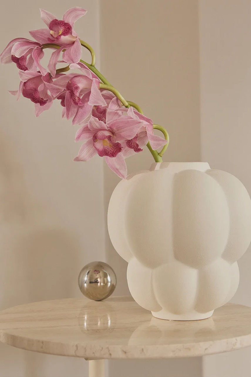 Τραπέζι του καφέ AYTM Castellum χρώμα: μπεζ, 0 φωτογραφία