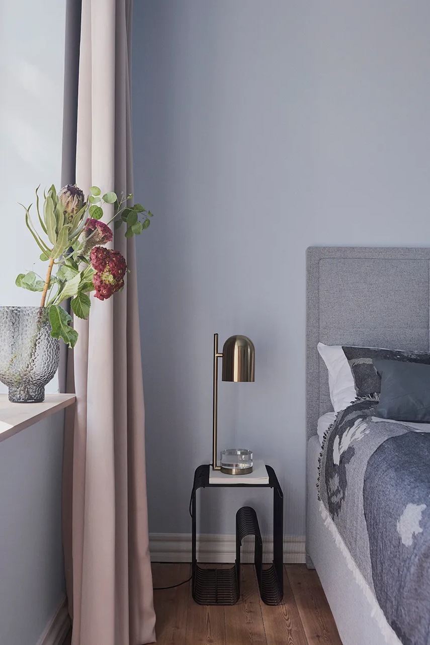 Stolička AYTM Curva (obrázek 3)