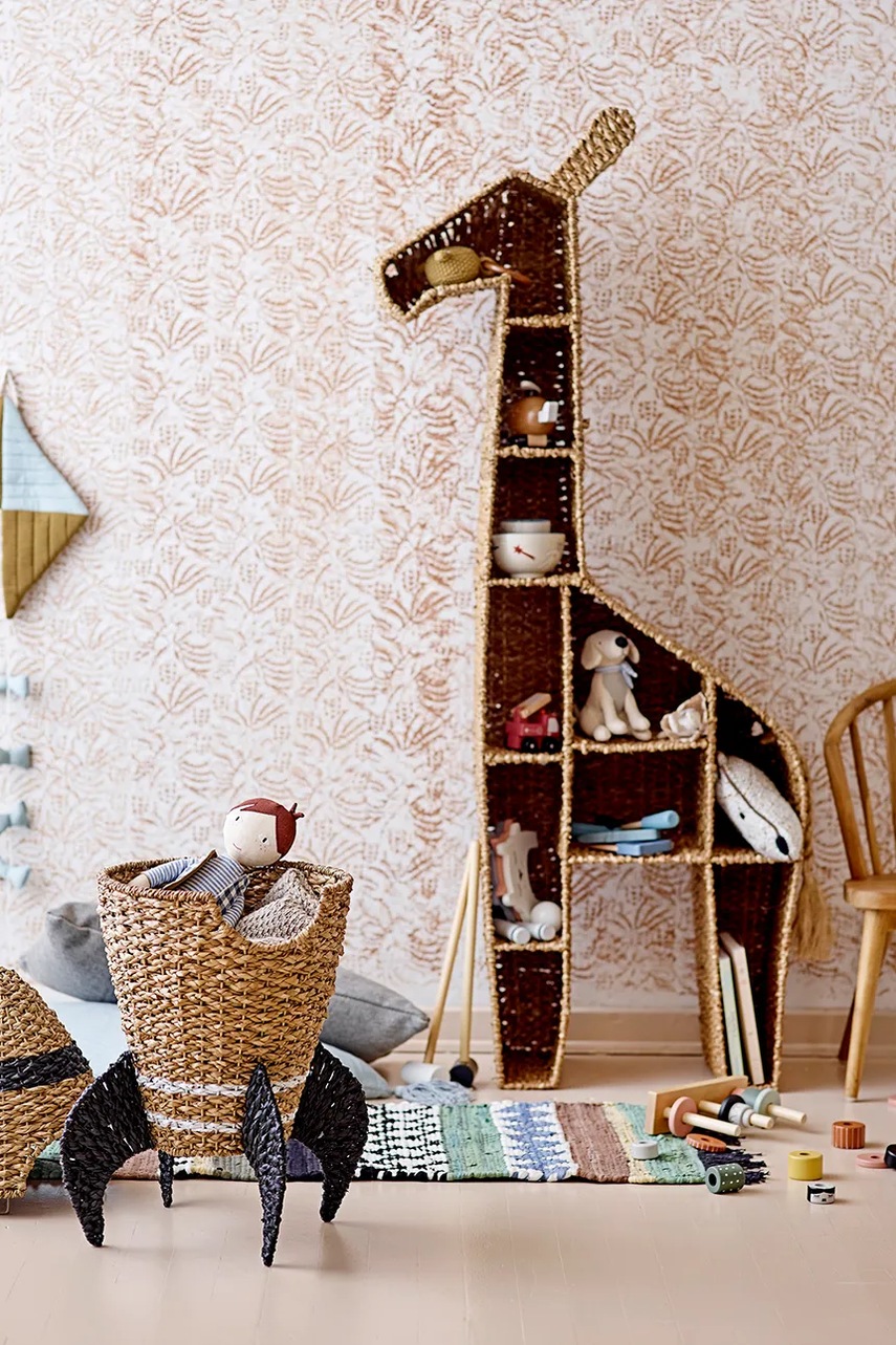 Regál na knihy Bloomingville Kalu (obrázek 5)