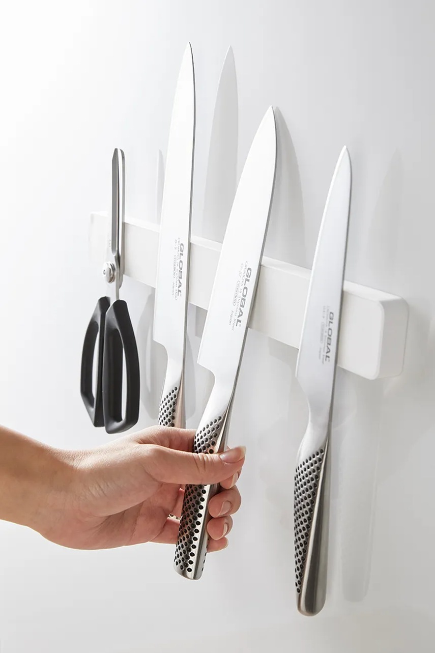 Magnetický organizér na nože Yamazaki Tower 35 x 4 cm