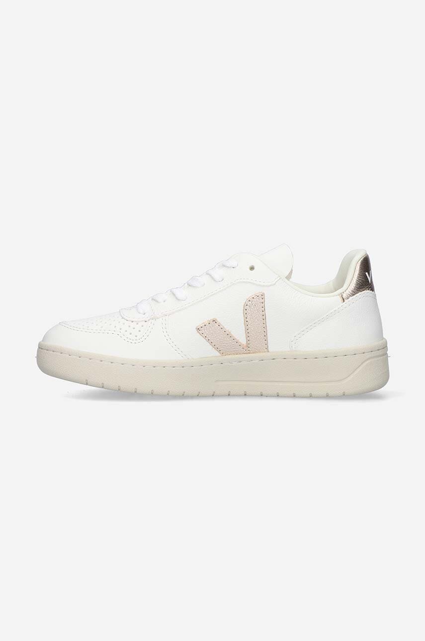 Veja bőr sportcipő V-10 Leather fehér termék 2. képe