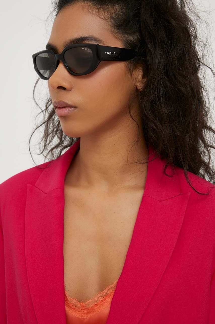 VOGUE ochelari de soare femei, culoarea negru Pret Mic accesorii imagine noua gjx.ro