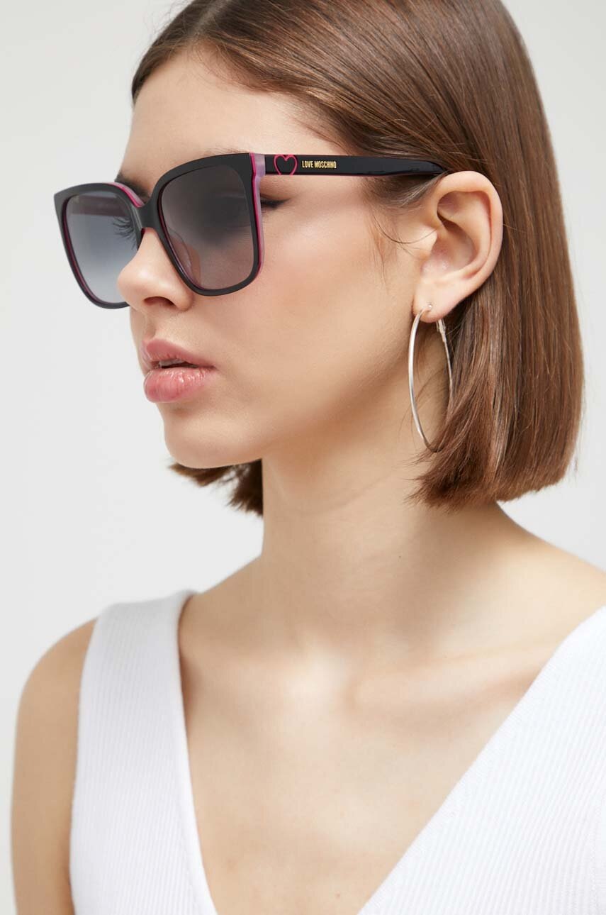 

Солнцезащитные очки Love Moschino женские цвет чёрный